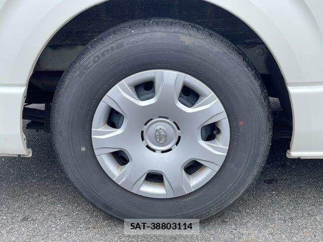 Toyota HIACE VAN 2020-10 7616919-29