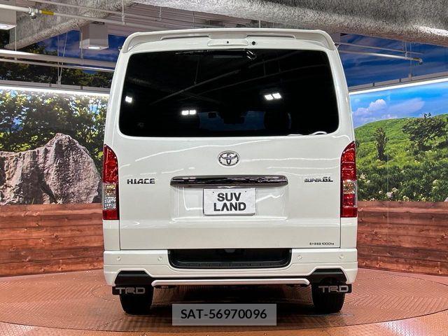 Toyota HIACE VAN 2022-07 7616912-14