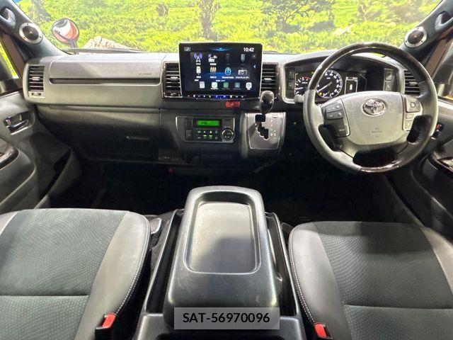 Toyota HIACE VAN 2022-07 7616912-1