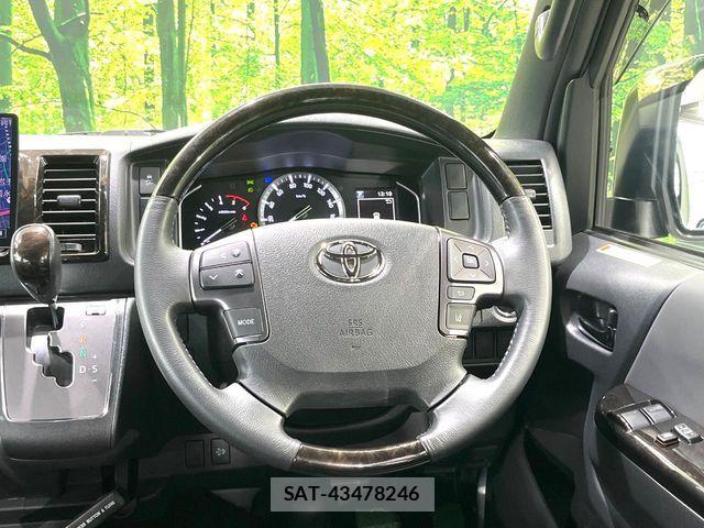 Toyota HIACE VAN 2021-09 7616916-10
