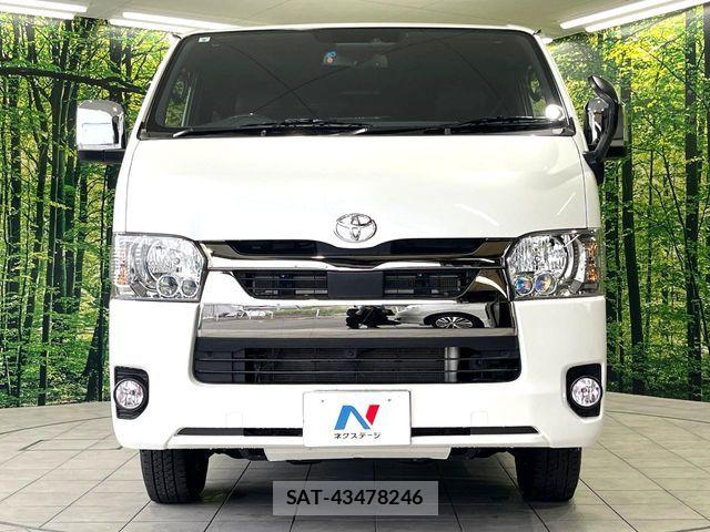 Toyota HIACE VAN 2021-09 7616916-13