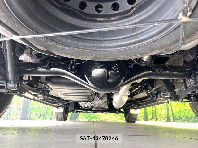 Toyota HIACE VAN 2021-09 7616916-18