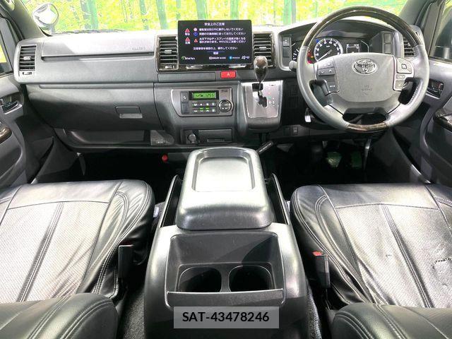 Toyota HIACE VAN 2021-09 7616916-1