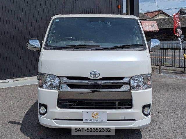 Toyota HIACE VAN 2020-03 7616922-15
