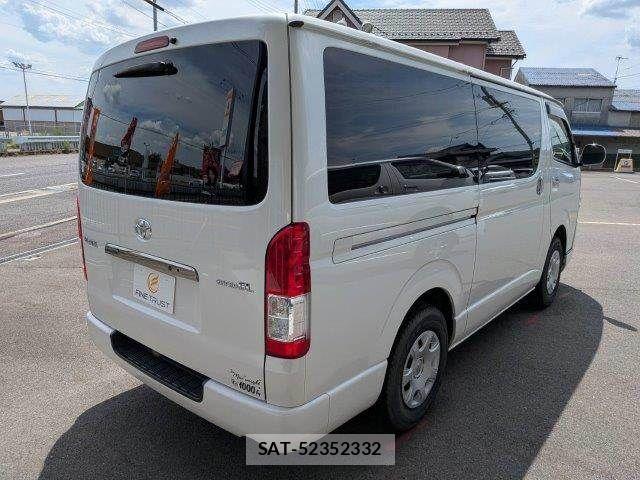 Toyota HIACE VAN 2020-03 7616922-18