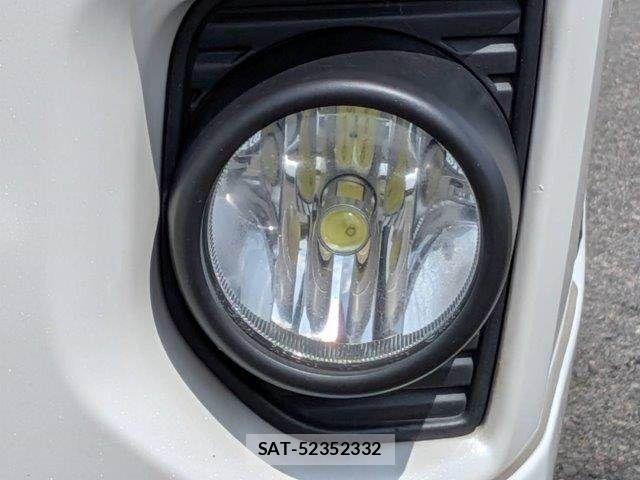 Toyota HIACE VAN 2020-03 7616922-24