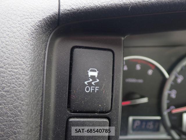 Toyota HIACE VAN 2020-05 7616925-13