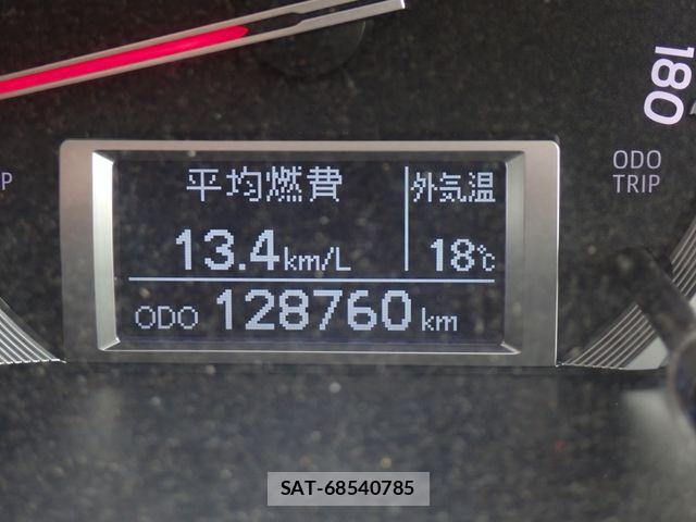 Toyota HIACE VAN 2020-05 7616925-16