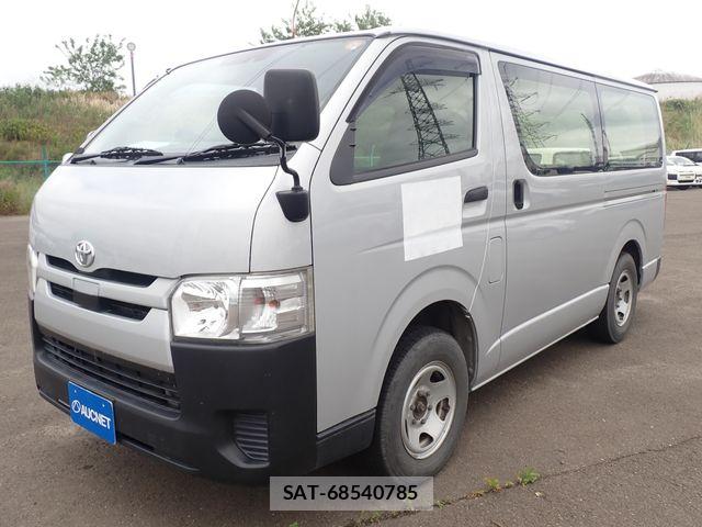 Toyota HIACE VAN 2020-05 7616925-4