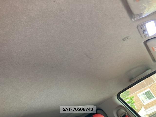 Toyota HIACE VAN 2012-06 7616927-22