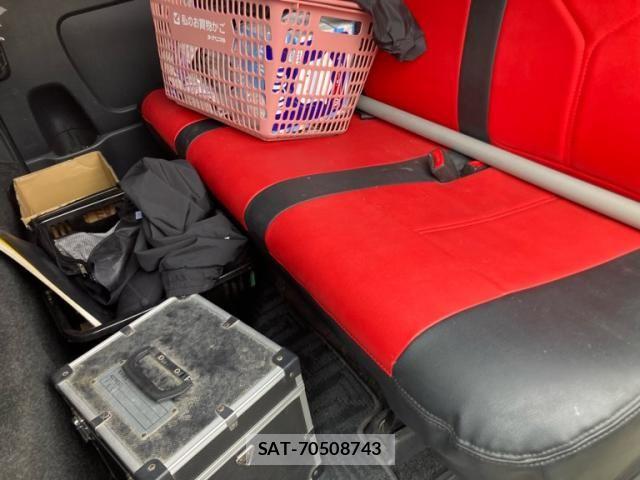 Toyota HIACE VAN 2012-06 7616927-6