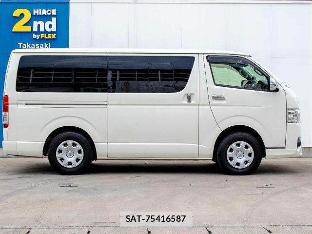 Toyota HIACE VAN 2019-01 7616920-17