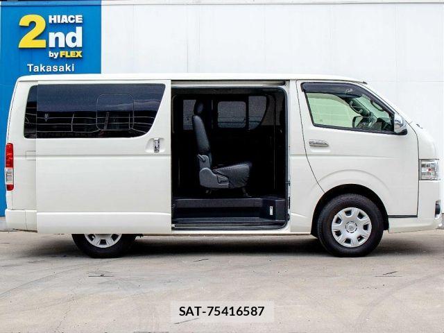 Toyota HIACE VAN 2019-01 7616920-18