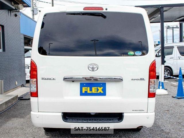 Toyota HIACE VAN 2019-01 7616920-7