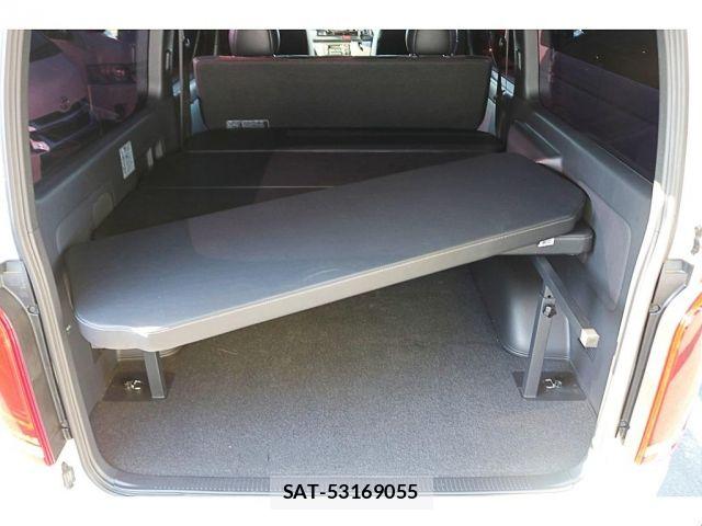 Toyota HIACE VAN 2024-01 7616914-2