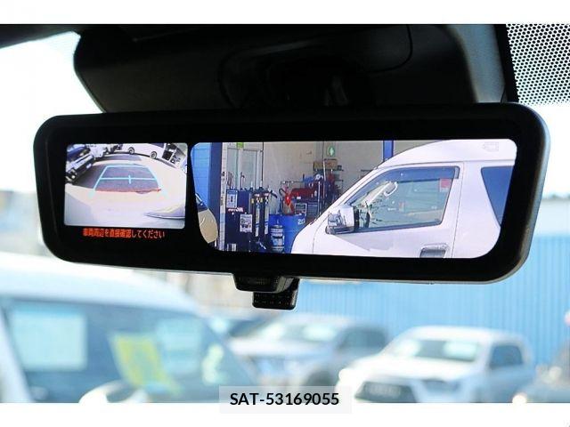 Toyota HIACE VAN 2024-01 7616914-3