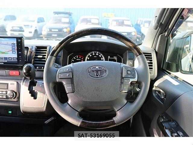 Toyota HIACE VAN 2024-01 7616914-5