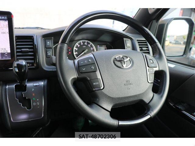 Toyota HIACE VAN 2025-01 7616911-10