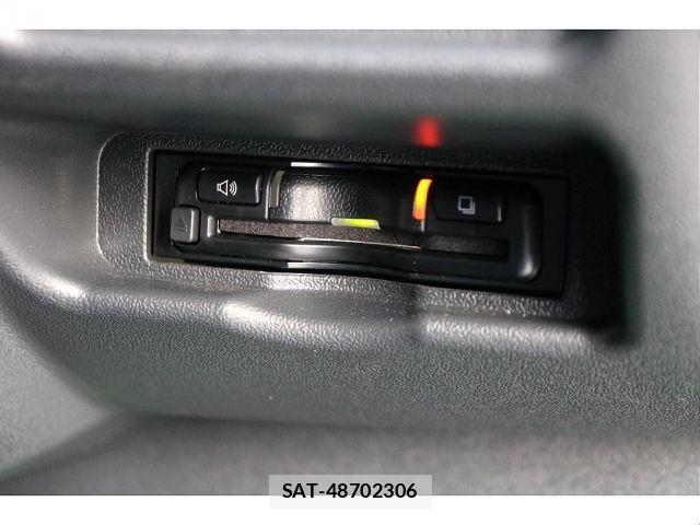 Toyota HIACE VAN 2025-01 7616911-12