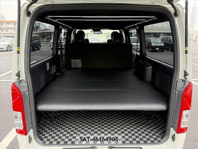 Toyota HIACE VAN 2018-12 7616918-19