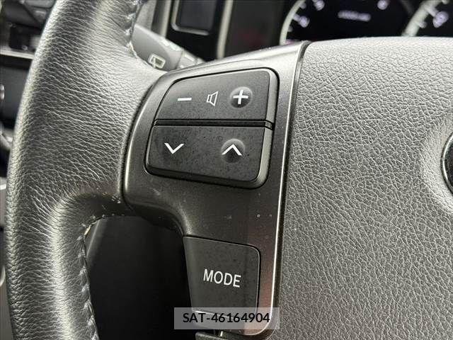 Toyota HIACE VAN 2018-12 7616918-28