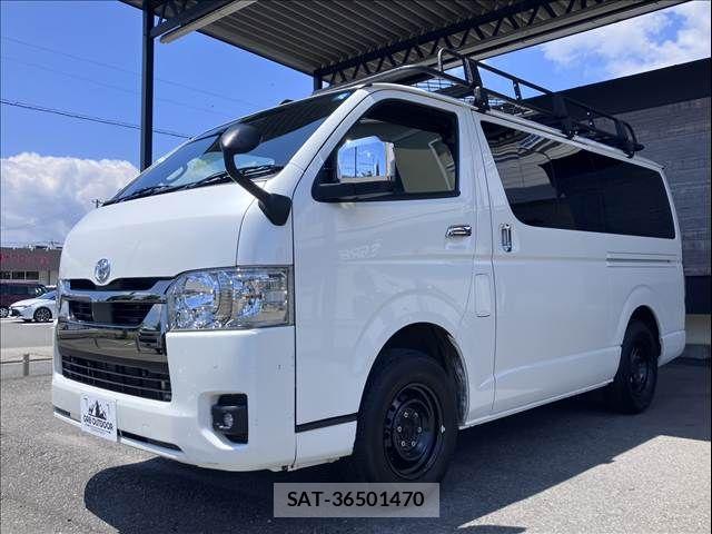 Toyota HIACE VAN 2022-11 7616917-11