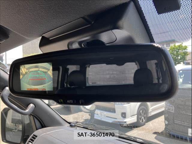 Toyota HIACE VAN 2022-11 7616917-5