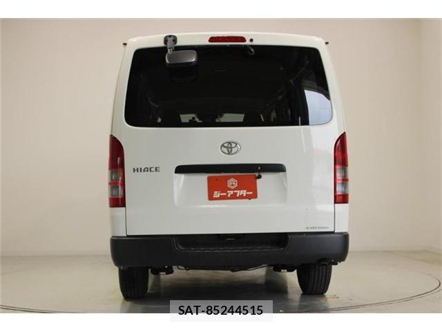 Toyota HIACE VAN 2022-03 7616923-11