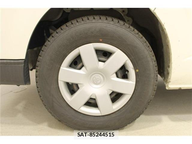 Toyota HIACE VAN 2022-03 7616923-25