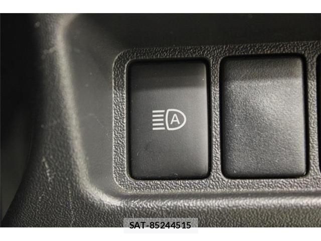Toyota HIACE VAN 2022-03 7616923-3