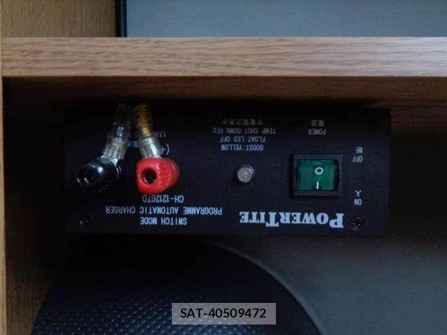 Toyota HIACE VAN 2008-11 7723897-11