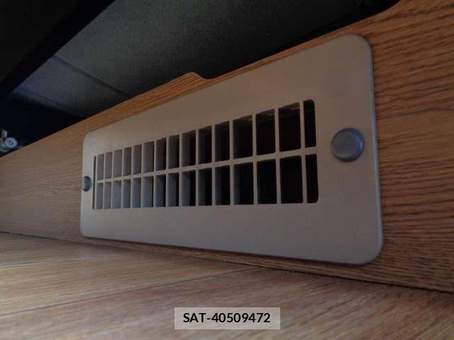 Toyota HIACE VAN 2008-11 7723897-19