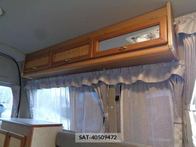 Toyota HIACE VAN 2008-11 7723897-3