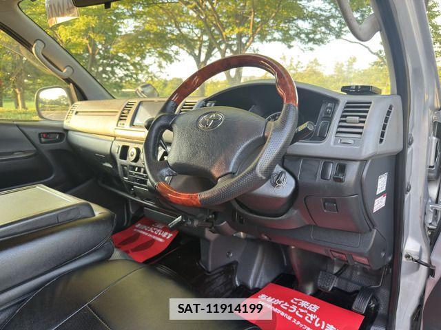 Toyota HIACE VAN 2012-10 7785406-10