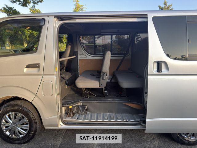 Toyota HIACE VAN 2012-10 7785406-16