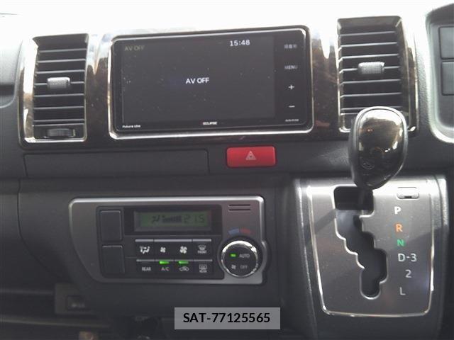 Toyota HIACE VAN 2017-10 7876738-13