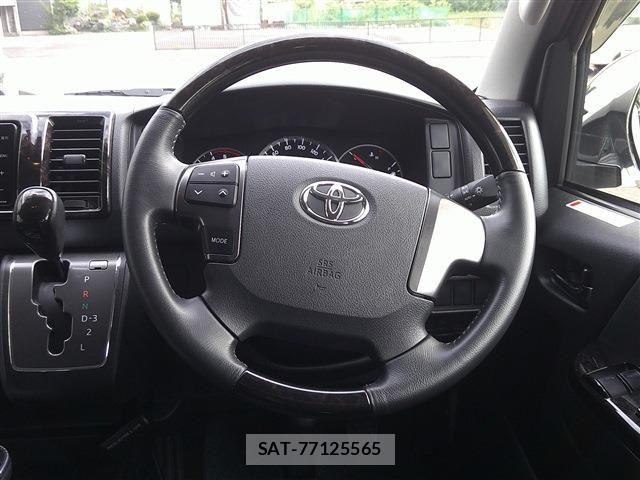 Toyota HIACE VAN 2017-10 7876738-1