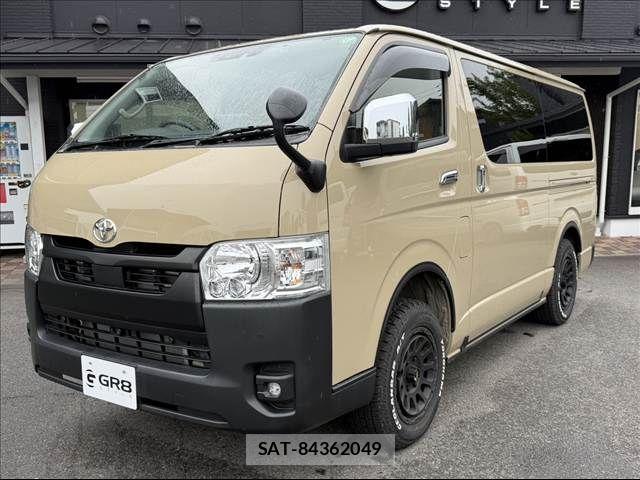 Toyota HIACE VAN 2024-04 7876727-11
