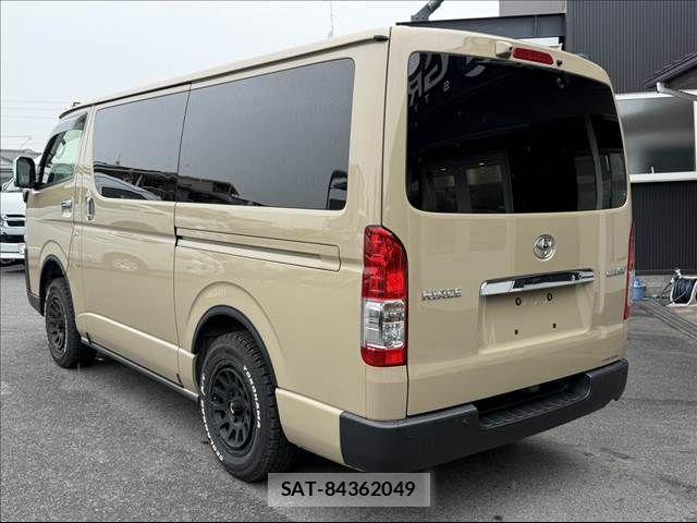 Toyota HIACE VAN 2024-04 7876727-15