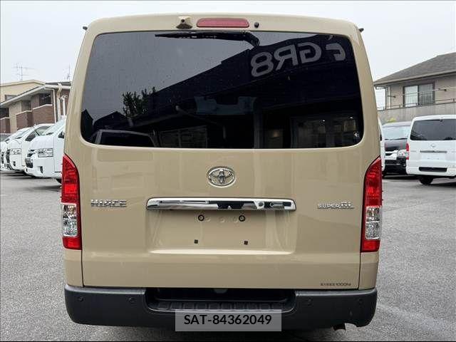 Toyota HIACE VAN 2024-04 7876727-2