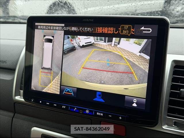 Toyota HIACE VAN 2024-04 7876727-5