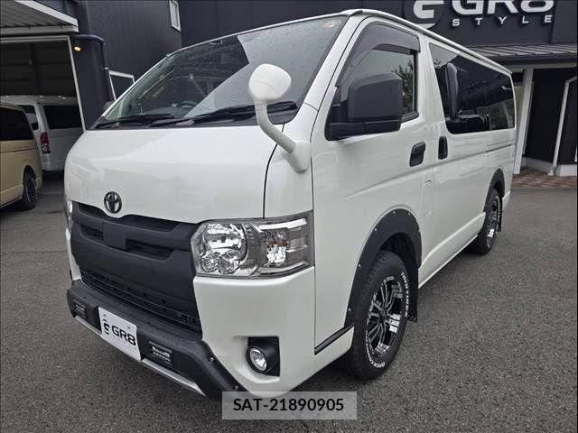 Toyota HIACE VAN 2017-12 7876739-11