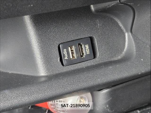 Toyota HIACE VAN 2017-12 7876739-18