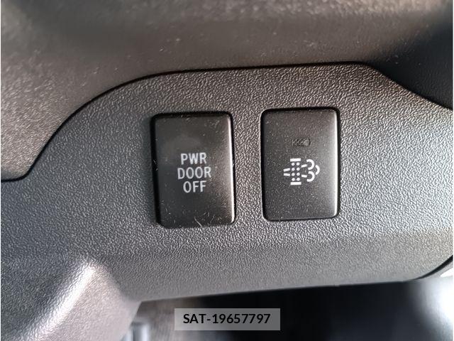 Toyota HIACE VAN 2016-03 7902690-16