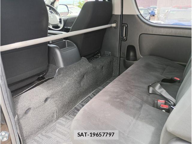 Toyota HIACE VAN 2016-03 7902690-25