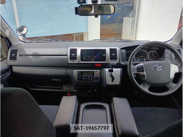 Toyota HIACE VAN 2016-03 7902690-2