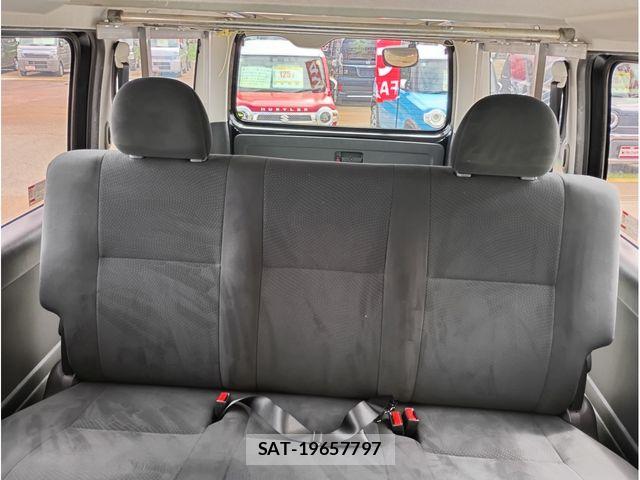 Toyota HIACE VAN 2016-03 7902690-29