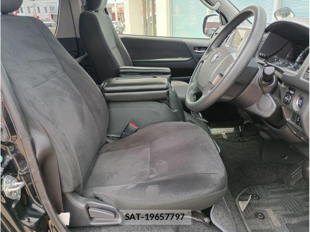 Toyota HIACE VAN 2016-03 7902690-5