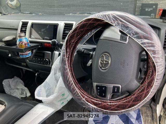 Toyota HIACE VAN 2019-05 7961938-14