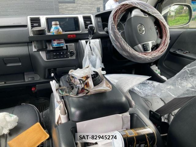 Toyota HIACE VAN 2019-05 7961938-18